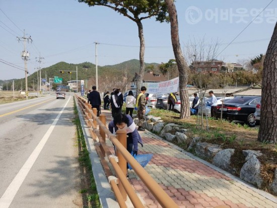 크기변환_불갑면 새봄맞이 환경정화활동.jpg