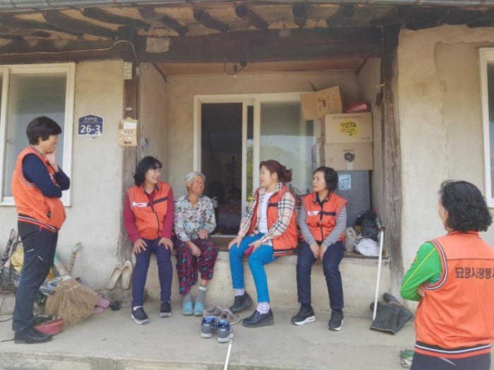 4.사랑 실은 묘량사랑봉사대-1.jpg