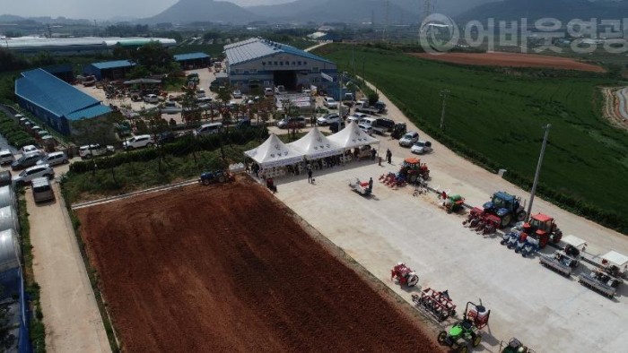 2.논 타작물 재배용 농기계 전시·연시회로 농가 고민 덜어!-1.jpg