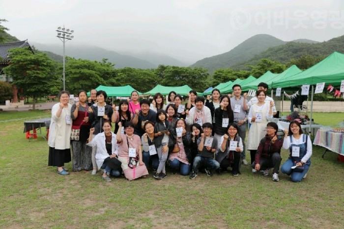 2.청년이 주도하고 청년이 만들다!(프리마켓).jpg