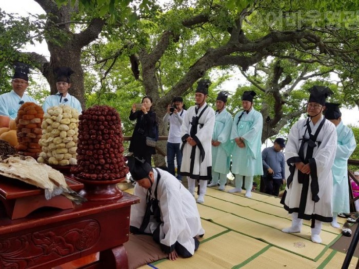 1.2018 영광 법성포 단오제 성황리에 막 내려(당산제).jpg