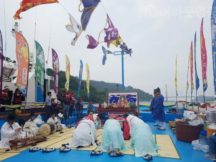 1.2018 영광 법성포 단오제 성황리에 막 내려(용왕제).jpg