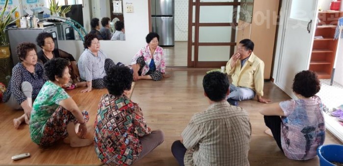 9.염산면장, 경로당 찾아 부임 인사 및 애로사항 청취-1.jpg