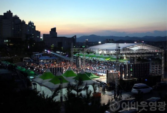 제42회 군민의날 기념콘서트.JPG