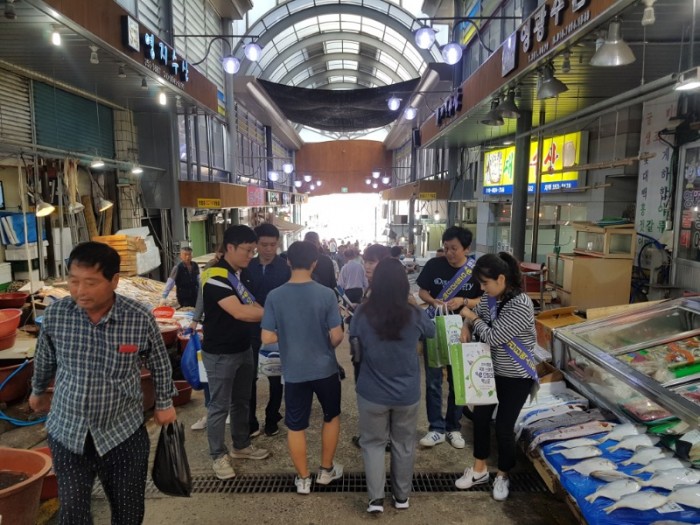 영광군, 추석연휴 귀성객에 e-모빌리티 엑스포 홍보 구슬땀-2.jpg