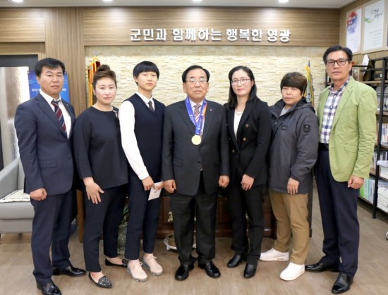 제99회 전국 체전 영광군 메달리스트 격려-4.JPG