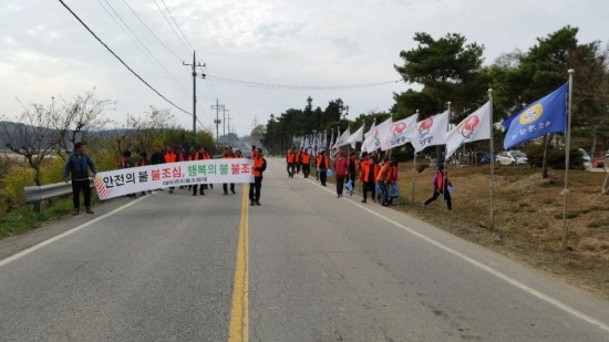대마면 의용소방대 산불예방 캠페인 및 환경정화활동 실시-2.jpg