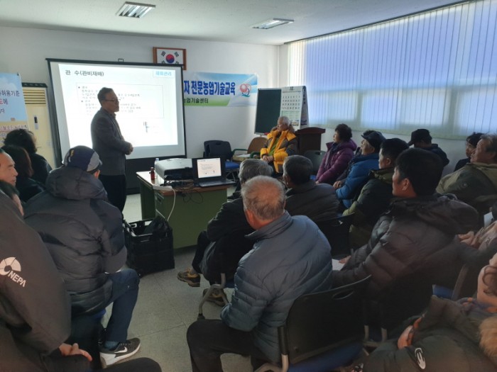 크기변환_영광군, 농촌지도자 역량강화 전문농업기술교육 실시 2.jpg
