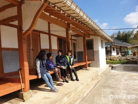 묘량면 장암봉사대 독거노인 가구 청소 봉사 실시 1.jpeg