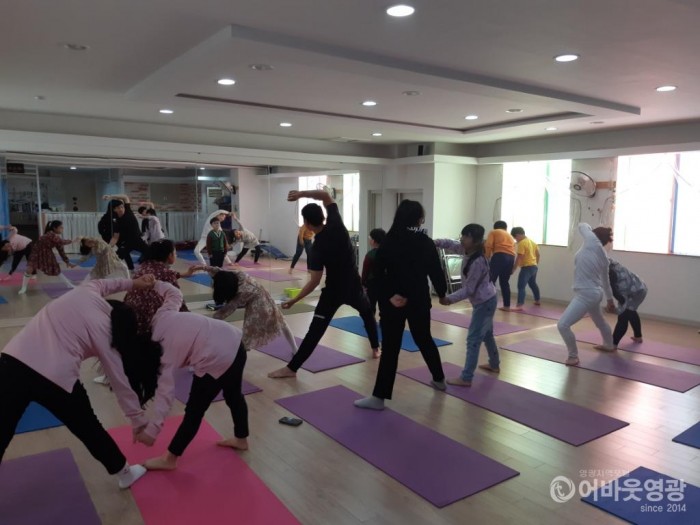 영광군 드림스타트 키즈요가 교실 운영 2.jpg