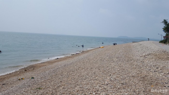 송이도 해수욕장.jpg