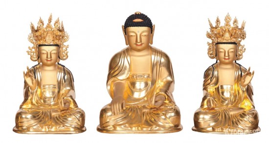 영광 불갑사 팔상전 목조 석가여래삼존상.jpg