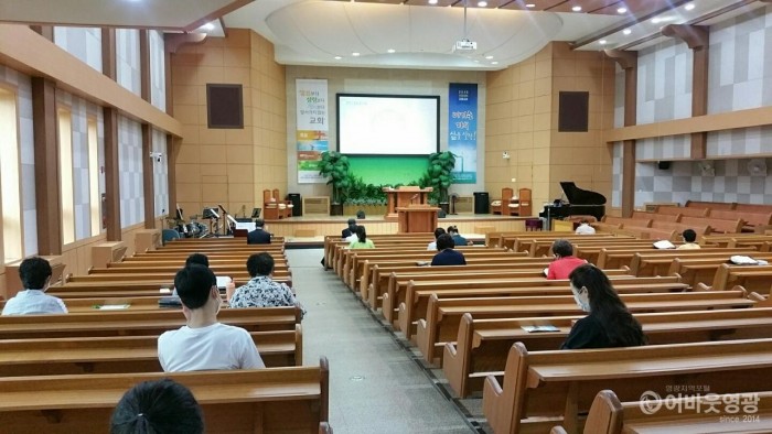 홍농읍교회(방역수칙 준수2).jpeg