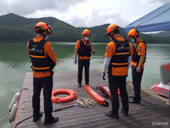 수난구조대 인명구조 훈련 사진2.jpg
