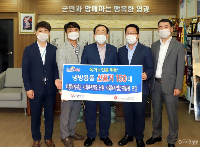 다운로드 (17).jpg