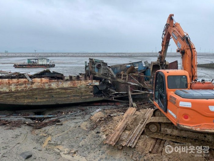 4-4.영광군, ‘방치폐선 제로화’ 박차.jpg