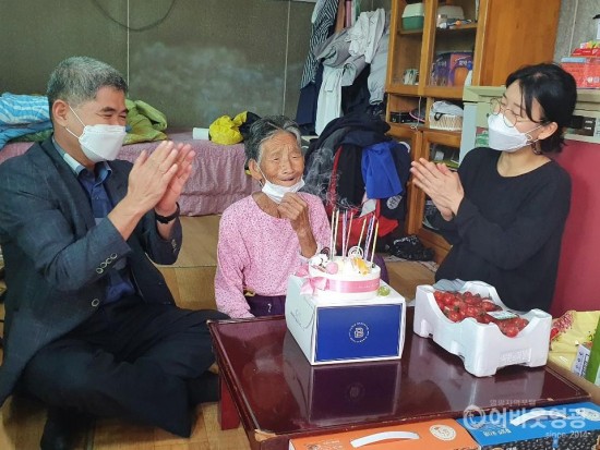 다운로드 (9).jpg