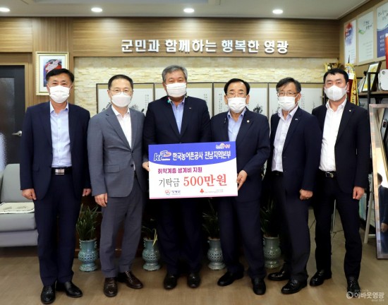 다운로드 (12).jpg