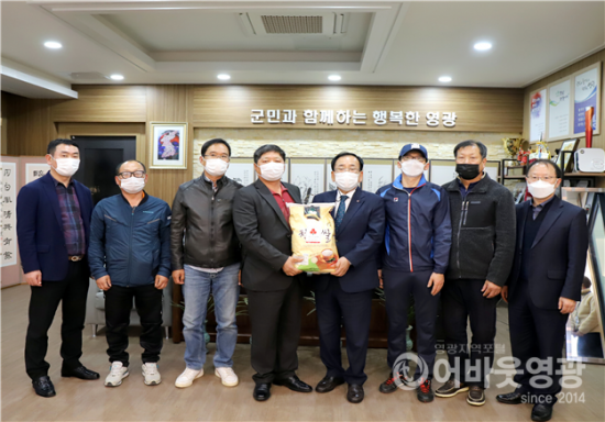 다운로드 (3).png