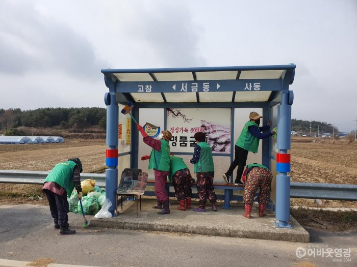 다운로드 (8).jpg