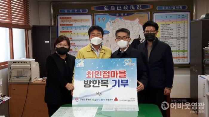 다운로드 (8).jpg