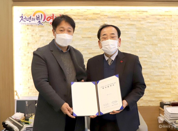 다운로드 (12).jpg