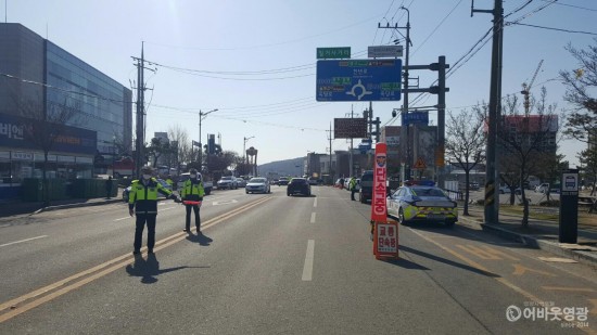 다운로드 (24).jpg