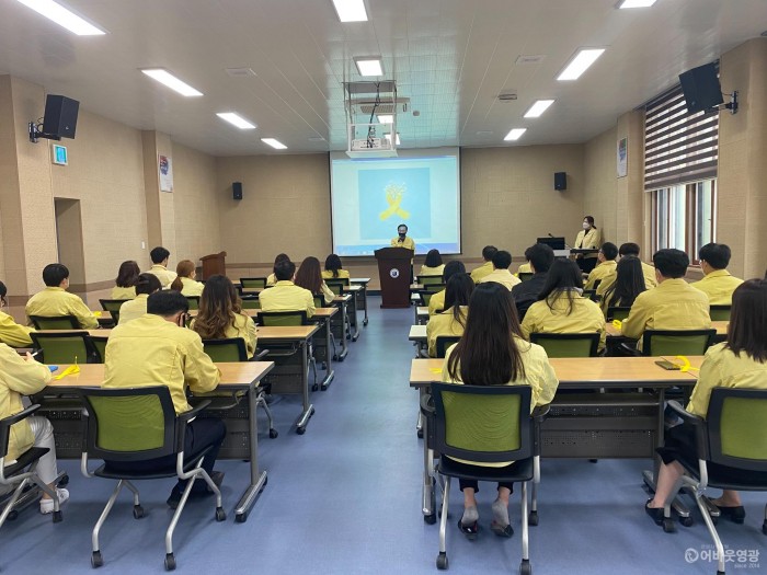 다운로드 (24).jpg