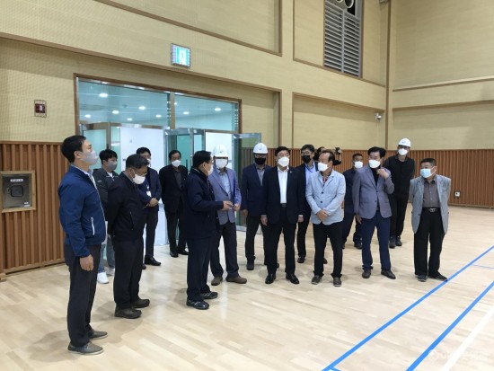 1.보도의뢰(농촌중심지 활성화사업 현장 점검홍농읍).JPG