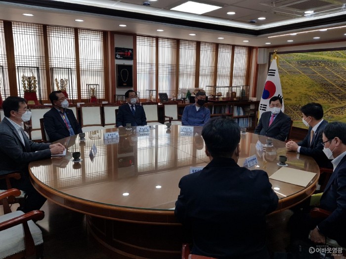 4.원전소재 5개 지자체로 구성된 원전소재 지자체 행정협의회는 지난 3일 경주시청에서 제29차 정기회의를 가졌다..jpg