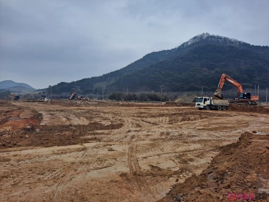 4.불갑사 관광지 확장 조상사업 현장 사진.jpg