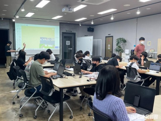 KakaoTalk_20220531_133411872_04.jpg