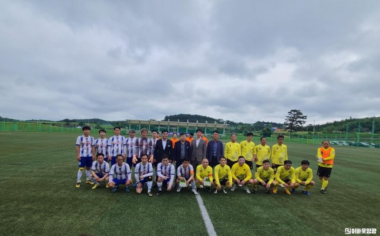 2.사진자료(영광군, 제2회 전라남도지사배 전국 실버 동호인 축구대회 성료) (3).jpg