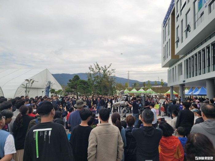 1.사진자료(2023 영광 e-모빌리티 엑스포 성황리 막 내려) (4).jpg