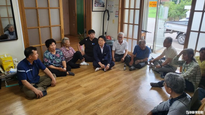 부임인사 경로당 방문 1.jpg