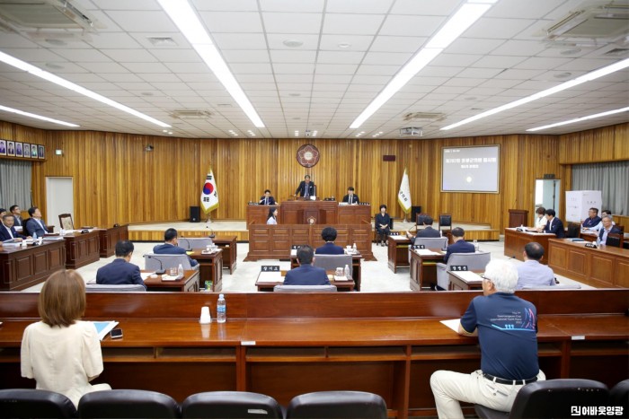 2024.07.24. 제282회 영광군의회 임시회(4차본회의)-(2).JPG