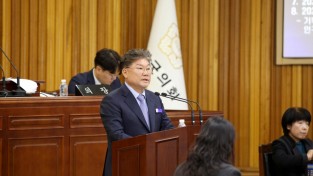 2024.11.25. 제284회 영광군의회 제2차 정례회(개회식)-군수님 (1).JPG