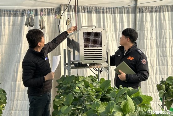 1.사진자료(영광군, 2025년 겨울철 농업시설 특별점검 (1).jpeg