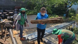 1.영광읍 우리동네 복지기동대, 주거환경개선에 구슬땀 (2).jpg