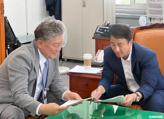 장세일 군수 국회면담 1 (1).jpg