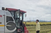 영광읍, 벼 수확현장 찾아 농민의 땀에 귀 기울이다