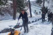 영광군, 연이은 대설에 전직원 제설작업 실시