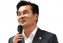 [기고] 지방의회와 함께한 풀뿌리 민주주의의 30년 발자취를 더듬다.