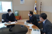 김준성 영광군수, 국고 건의 관련 익산청 방문