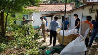 영광읍 통합사례관리대상자 집수리 자원봉사 실천-2.jpg