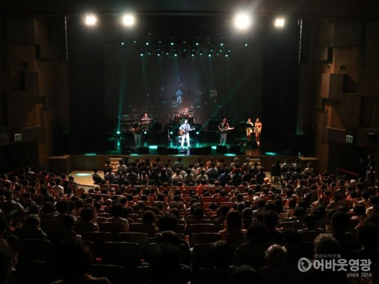 영광예술의전당 ‘윤수일 콘서트’ 성황으로 상반기 공연 마무리 3.JPG