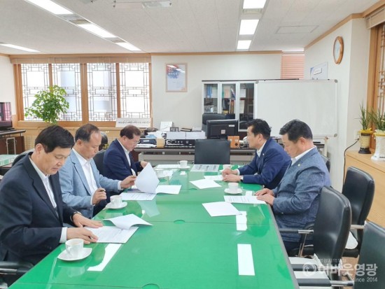 자치분권위원장과 면담(사진).jpg