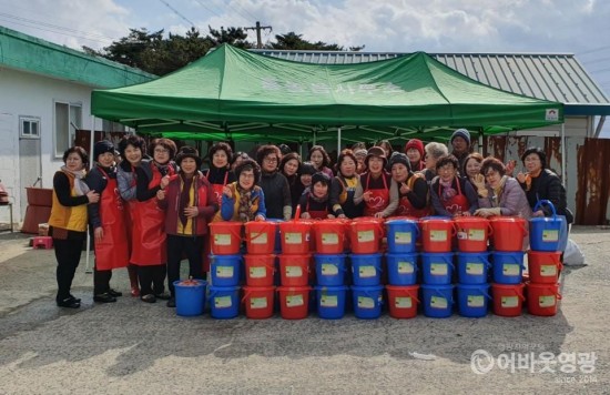 사본 -홍농읍 사랑의 김장김치 나눔행사 3.jpg