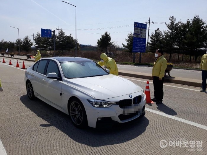 영광군 주요도로 발열체크로 코로나19 확산 원천 차단 2.jpg