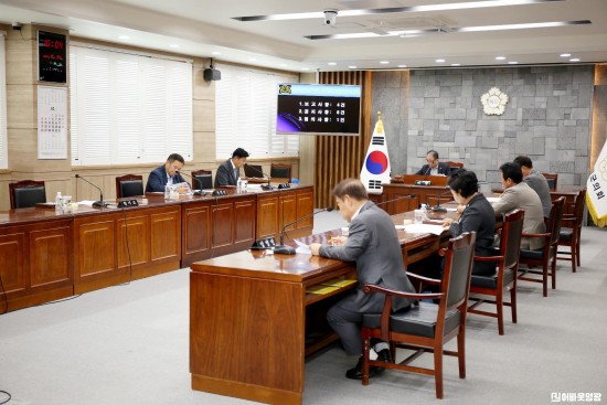 2025.10.21. 제29회 영광군의회 의원간담회(1).JPG